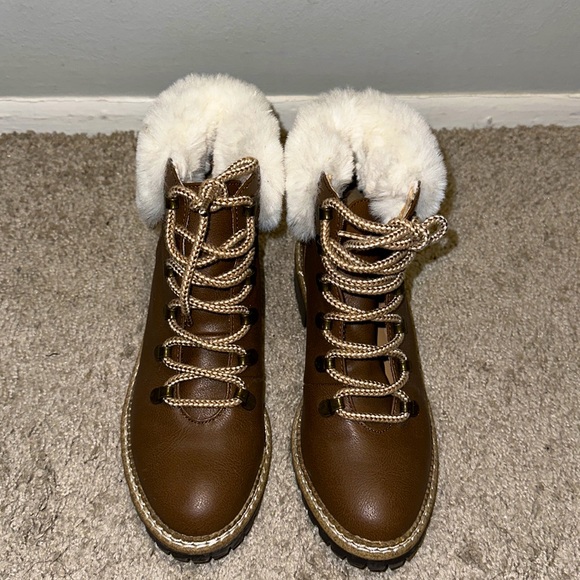 Leather bootie with faux fur!! Work twice!! So cute, match with shearling coat!! - Picture 3 of 4